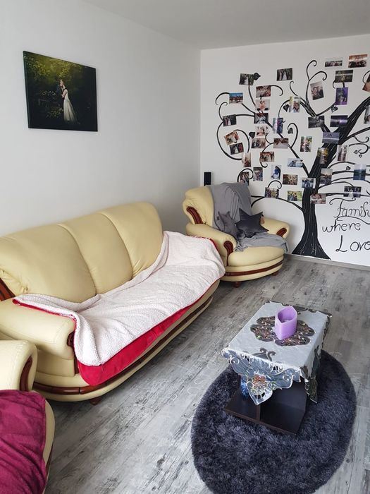 Vând apartament cu 3 camere