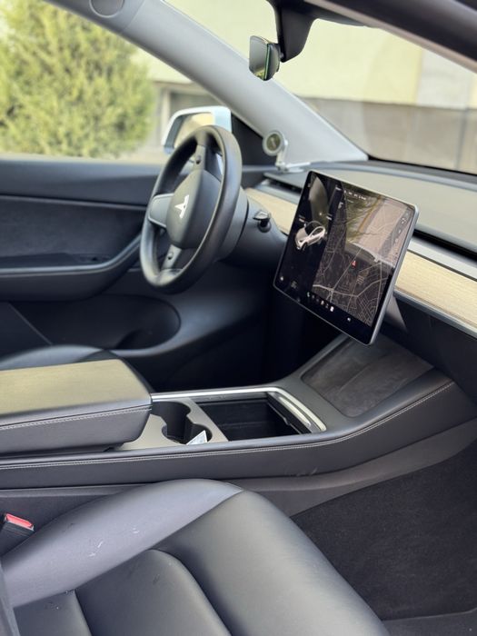 Tesla model Y dual mator (тесла модел й ) nasiya savdo bor
