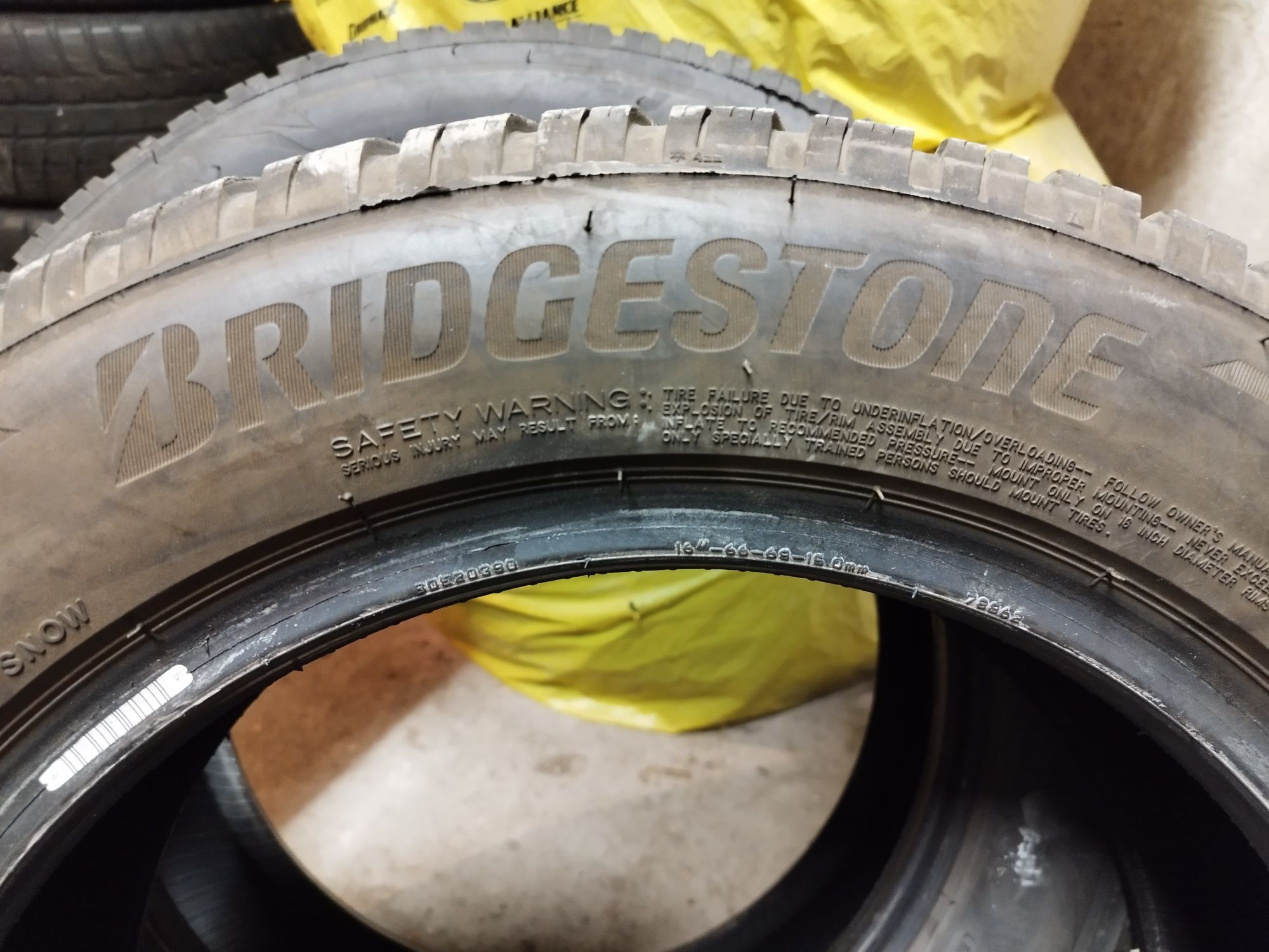 Bridgestone 195/60/16