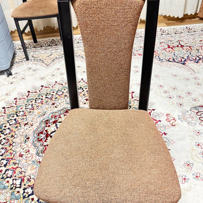 Продам стулья в хорошем состоянии . 8 штук 45 000 т