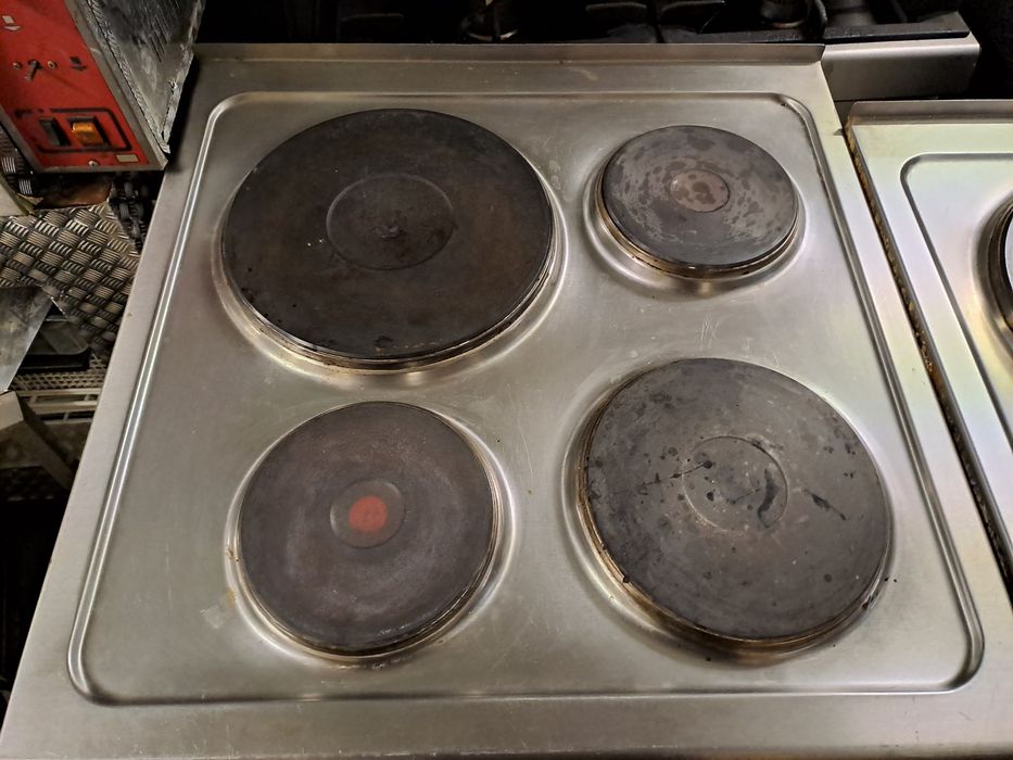 Aragaz electric 4ochiuri +cuptor Krefft