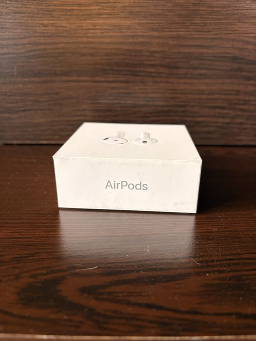 Apple AirPods 4 – чисто нови, заводски запечатани