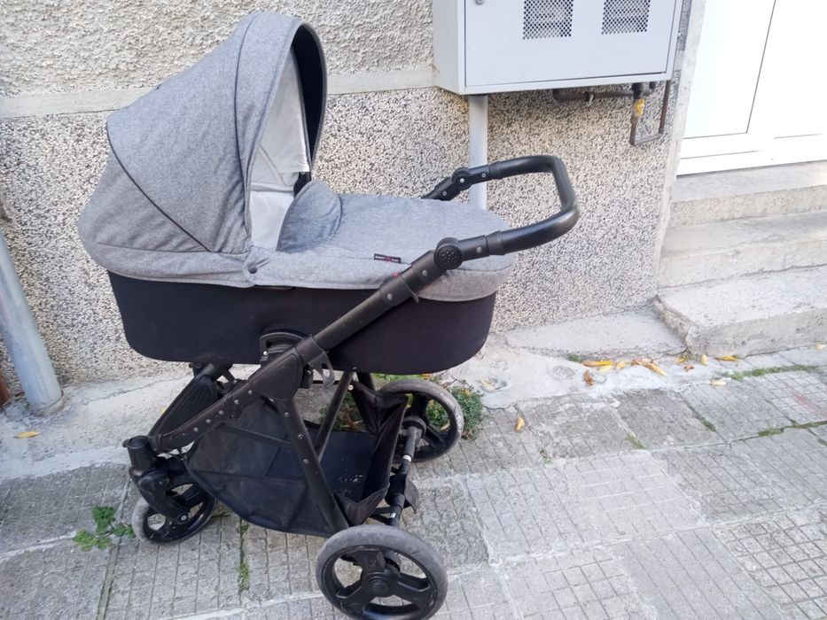 Детска количка комбинирана