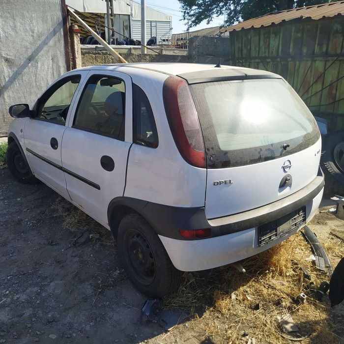 Dezmembrari  Opel CORSA C  2000  > 2009 1.0 Benzina