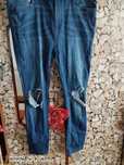 Pantaloni noi elastici