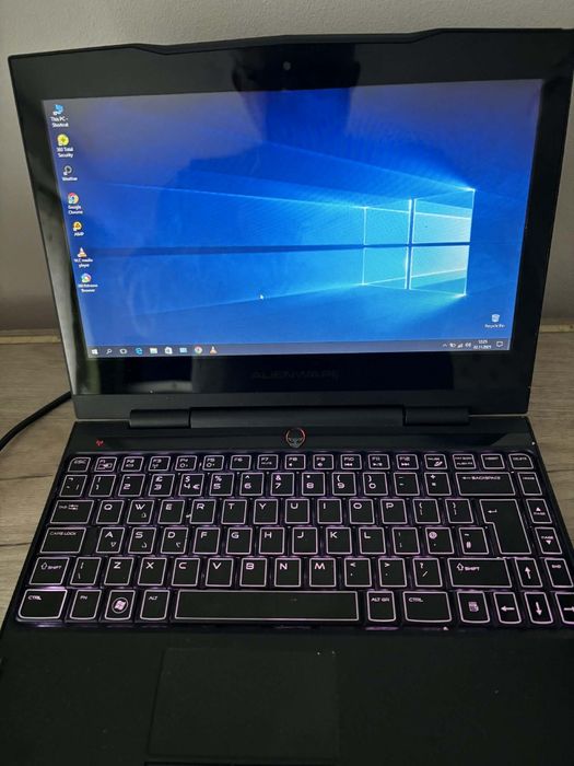 Laptop Alienware 11"