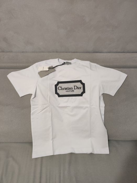 Vând tricou Christian Dior Couture nou!!