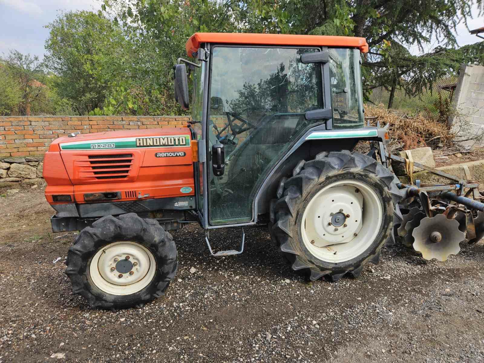 Трактор Hinomoto nx281