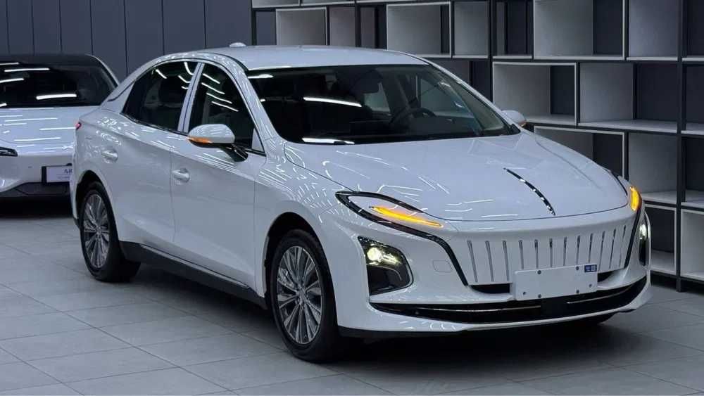Hongqie E-QM5 500km 2025