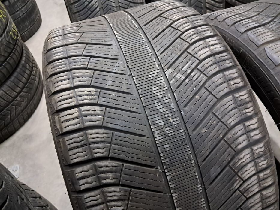 Anvelope second iarna 295 30 R20 Michelin