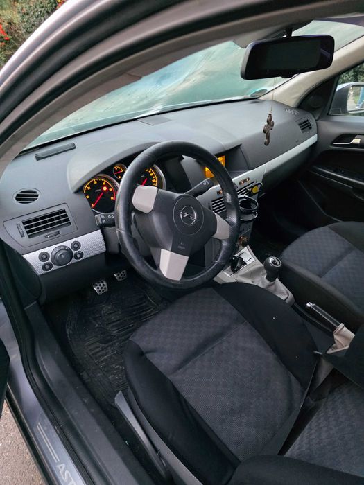 Opel Astra H, an 2005.