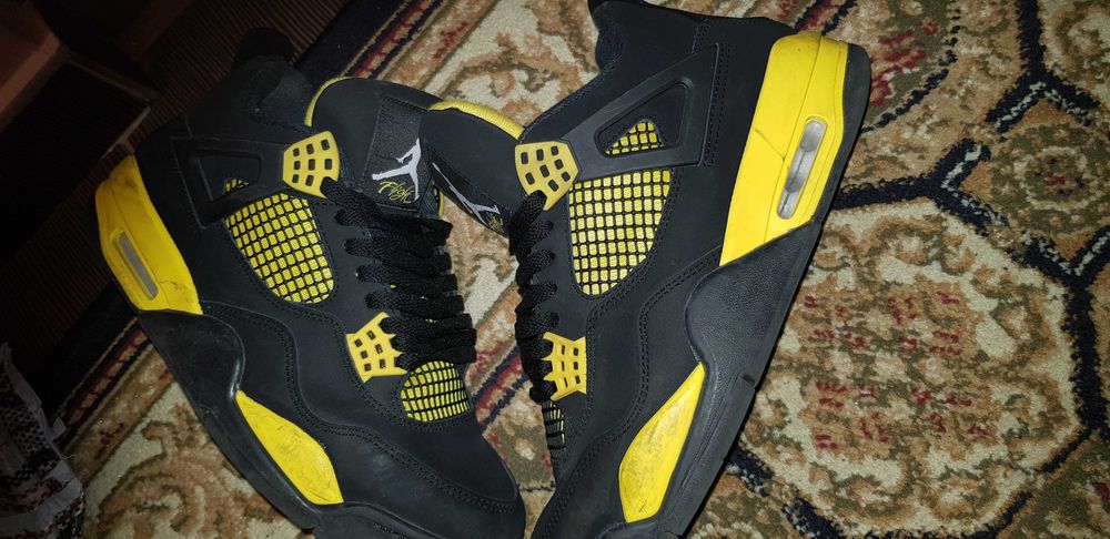 Adidasi Jordan- oferta