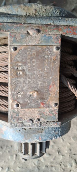 Лебедка ручная стотсонарт.