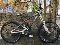 Downhill bike 26 La pierre Перфектен, Boxxer Rockshox, Fox dh. MAXXIS