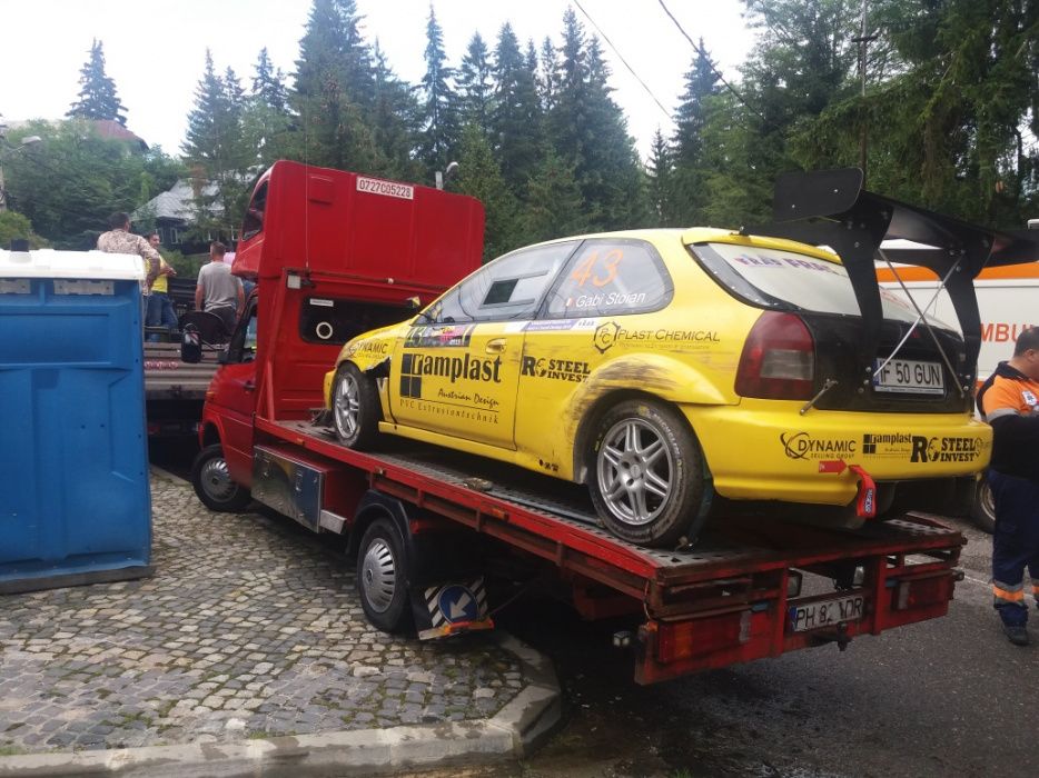 Tractari auto macara 7 locuri  Service deblocari non stop Azuga Busten