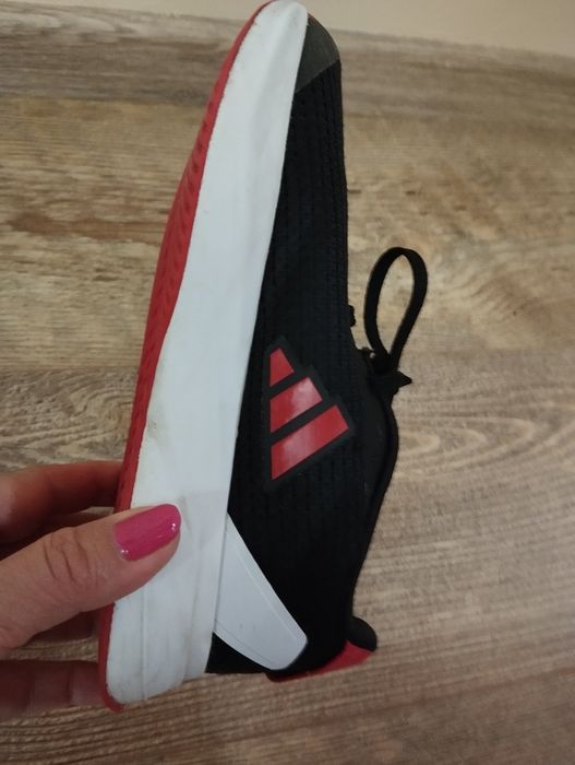 маратонки Adidas