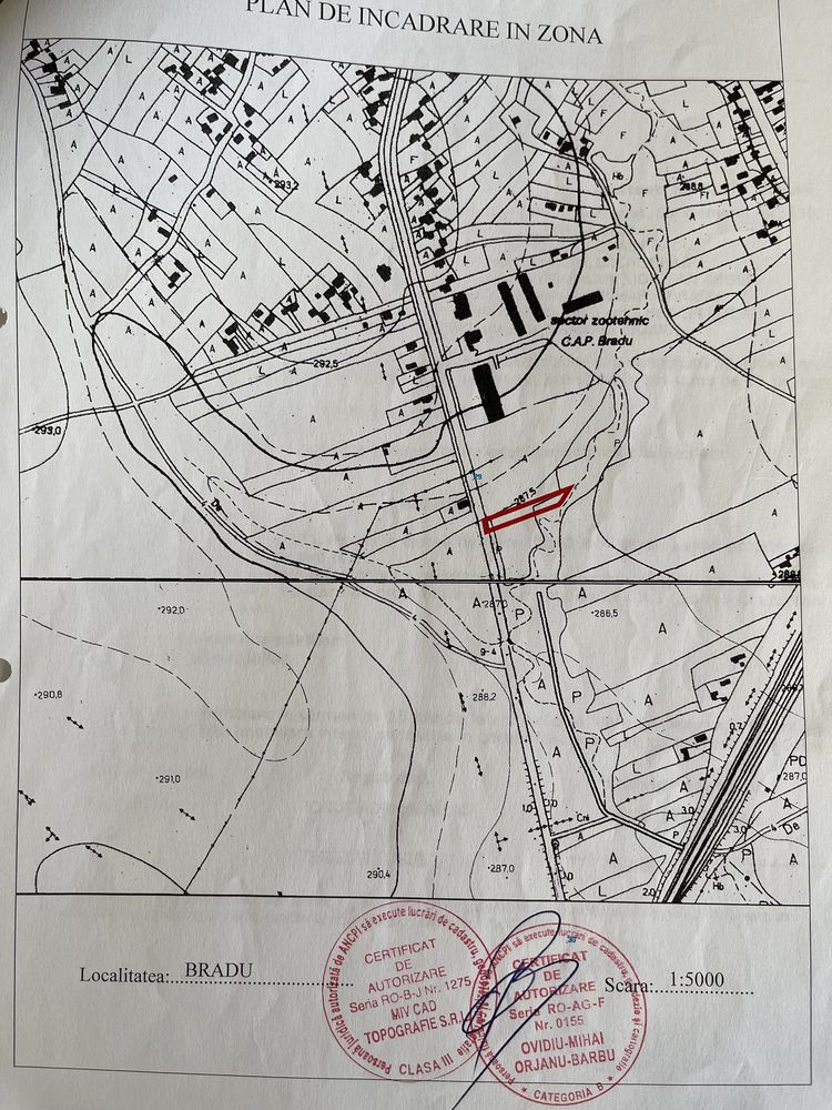 Teren 1374 mp - Bradu la strada principala, Intravilan