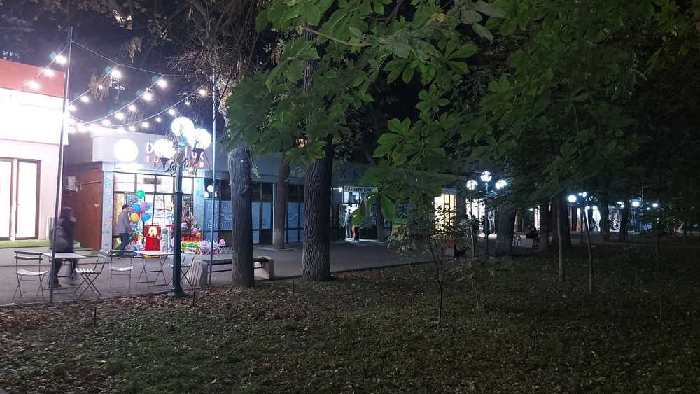 ПРОДАЁТСЯ  торговое помещение в 1-й зоне Мирабадский район