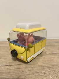 Campervan cu 2 figurine Peppa Pig