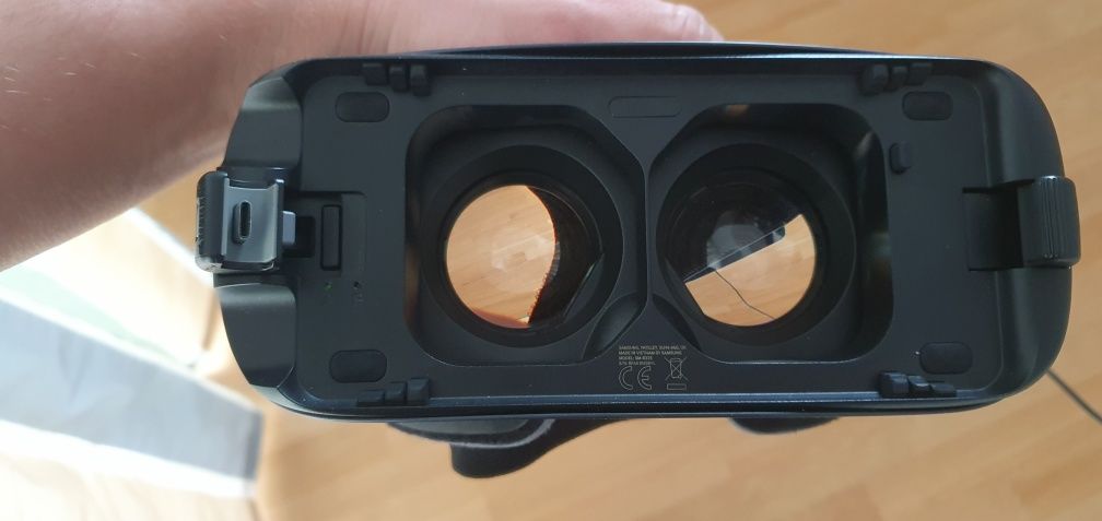 Ochelarii Samsung Gear VR