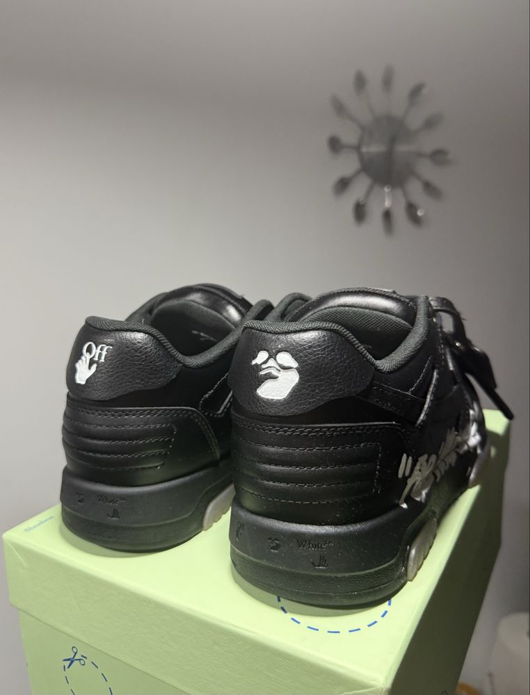 OFF-White Out Of Office Black