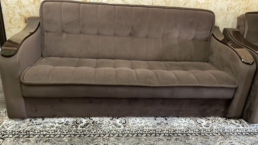 Продам диван и кресло