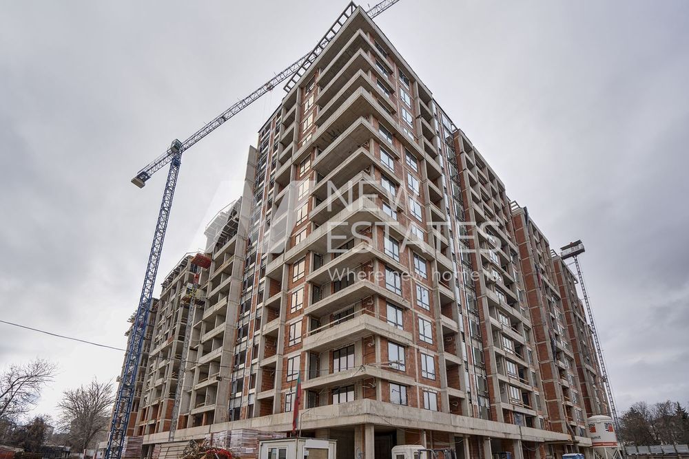 Продава се Тристаен апартамент в София, Сердика - 120 кв.м за 1833 €/кв.м - Снимка #2