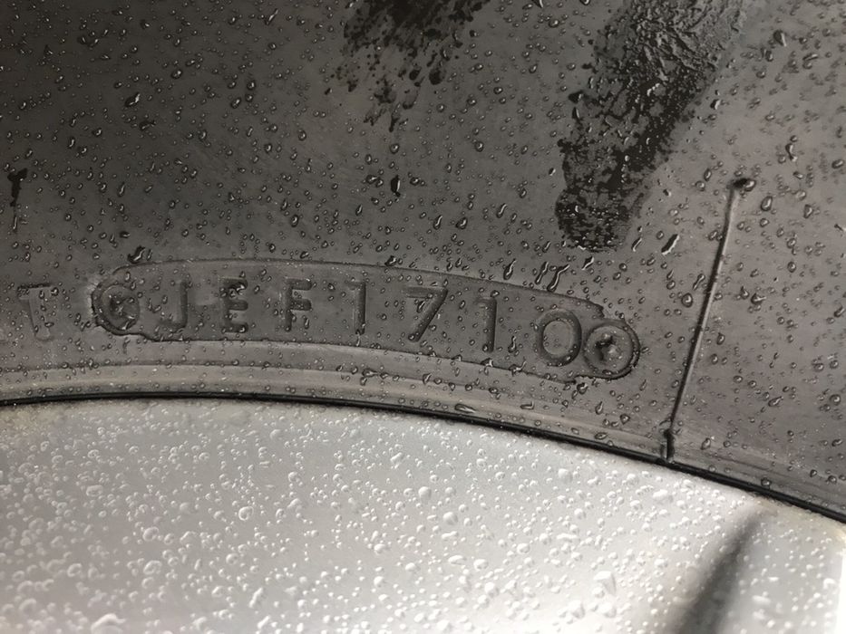 Roti iarna 245/70/16 originale VW AMAROK