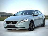 Volvo V40 Volvo V40 2016 – 2.0 Diesel, 120CP, Navi, LED, Full Dotări
