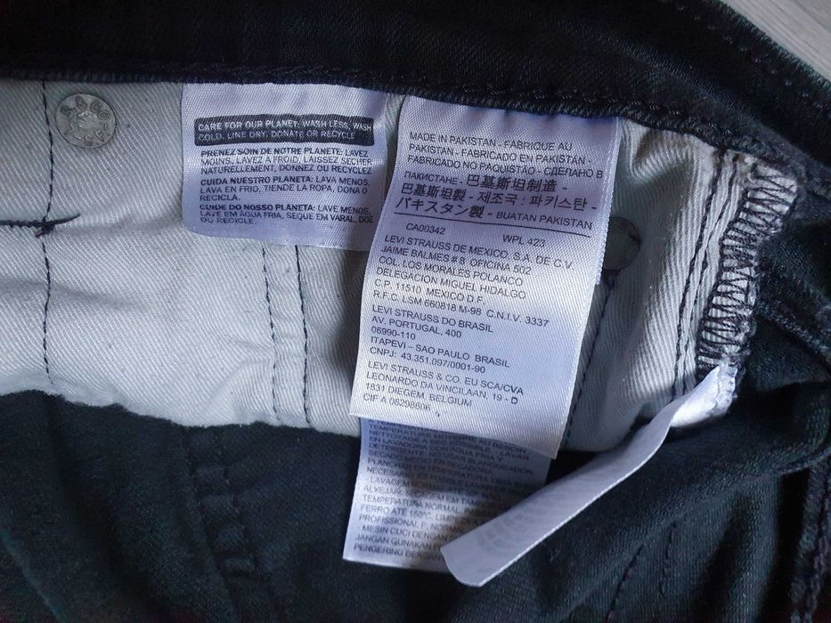 Blugi LEVI'S 511 Slim - Marime W30 L32 (Talie 82 cm)