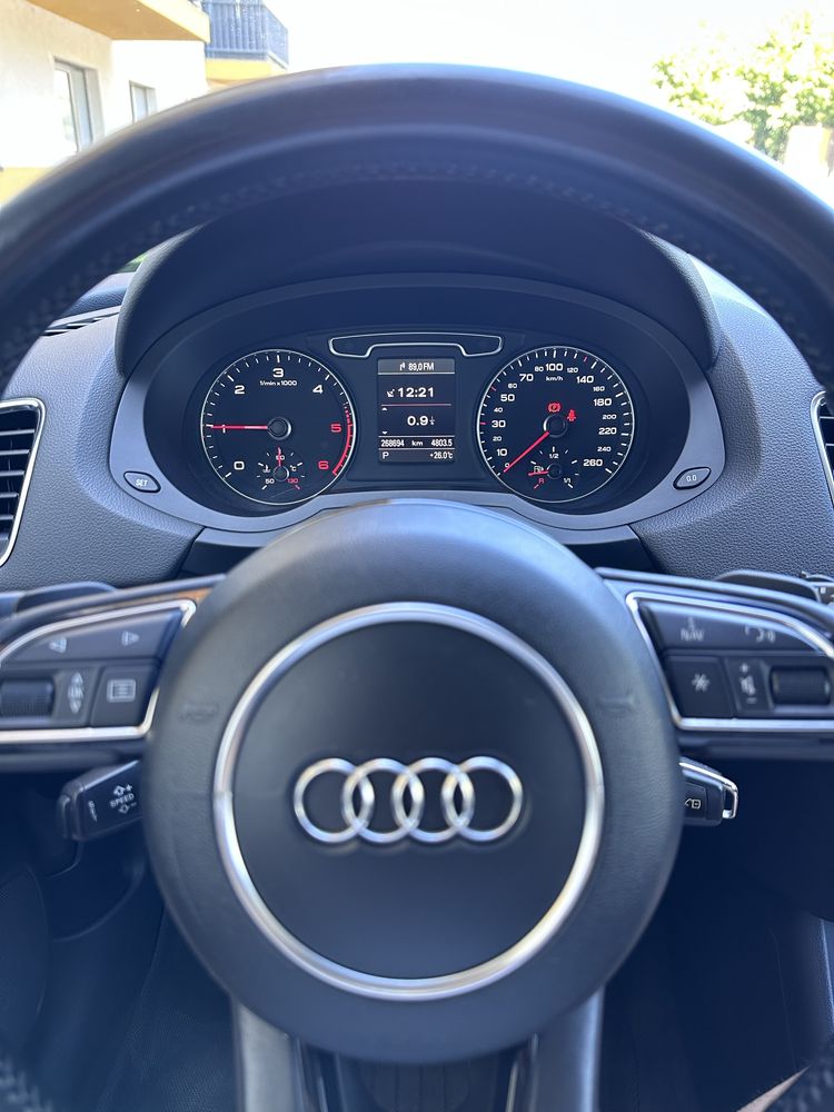 Audi Q3 2012 4x4 2.0 177cp automat