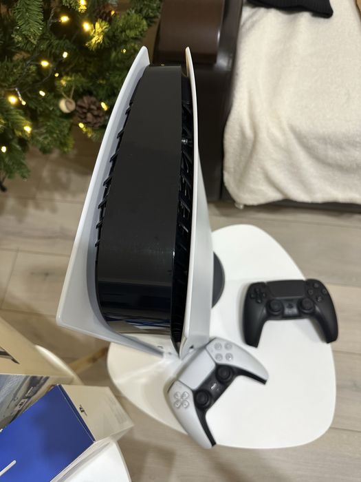 Consola PlayStation 5 (PS5) 825GB, C-Chassis disk