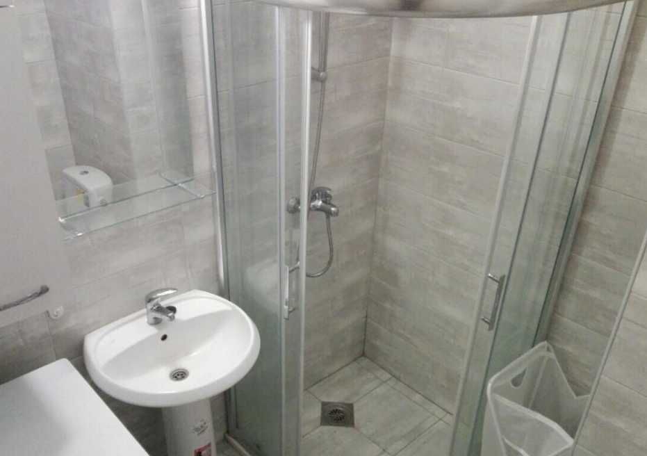 Дава се под наем Четиристаен апартамент в Пловдив, Христо Смирненски - 98 кв.м за 408 € - Снимка #3