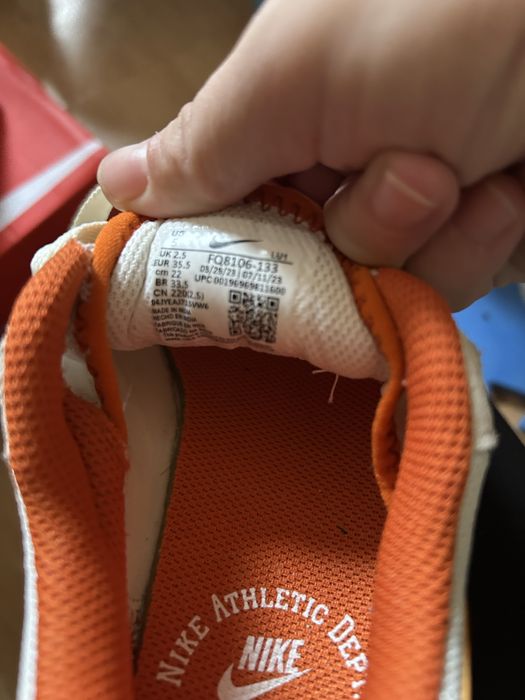 Nike Air Max 90 Futura – ca noi, mărimea 35.5, purtați doar în casă