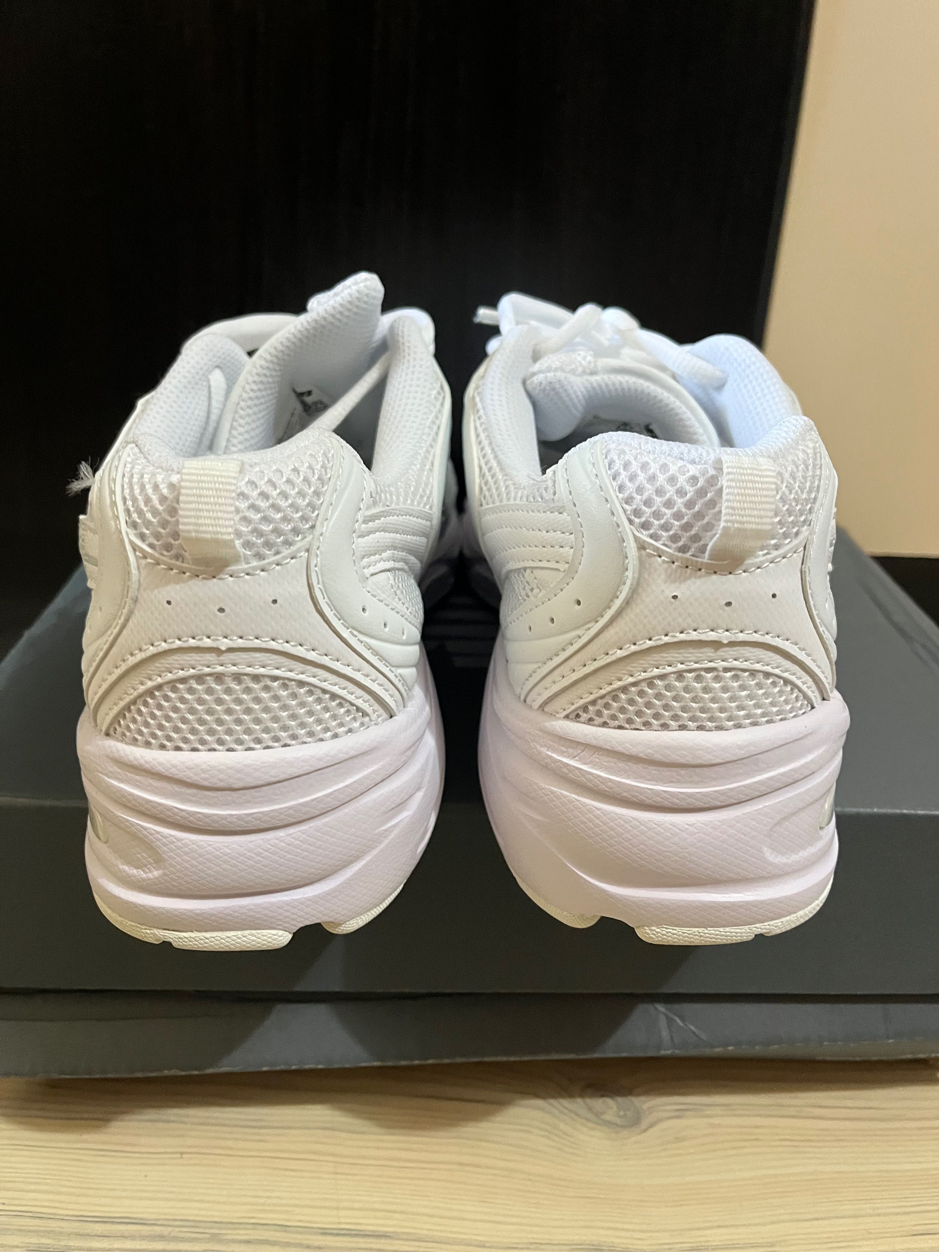 New Balance 530 White