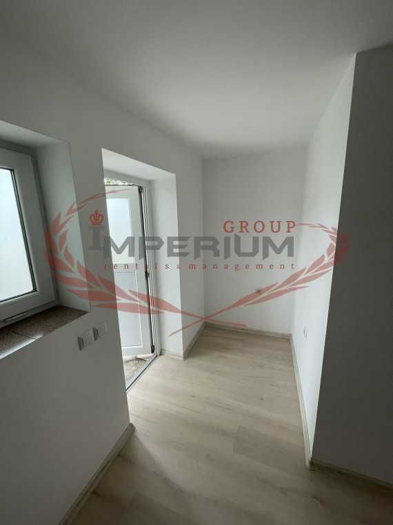 Продава се Едностаен апартамент в Варна, Левски - 12 кв.м за 2167 €/кв.м - Снимка #4