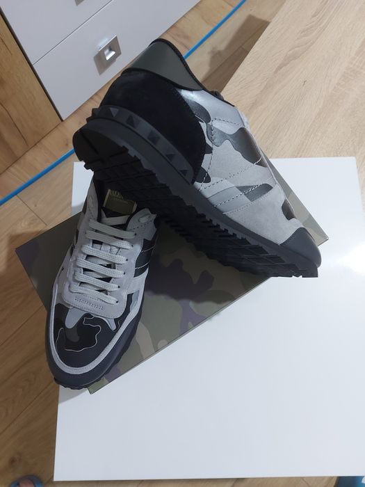 Vand adidasi barbatesti