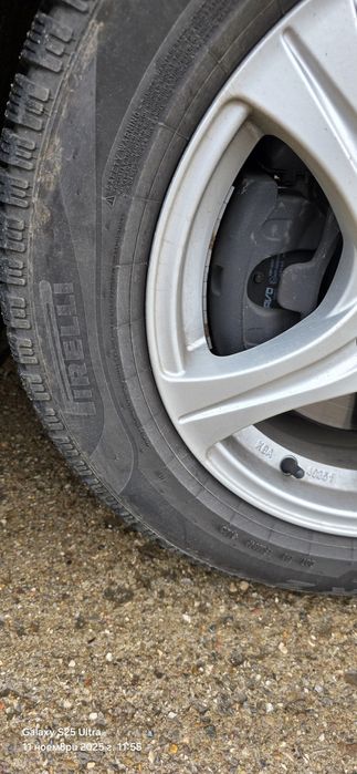 Зимни гуми Пирели 205/60/16