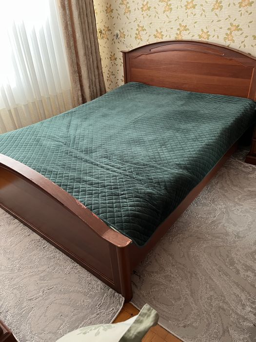 Двухспальный кровать