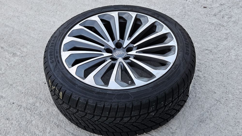 21 инча оригинални джанти със зимни гуми  Goodyear Audi Etron Q7 Q8