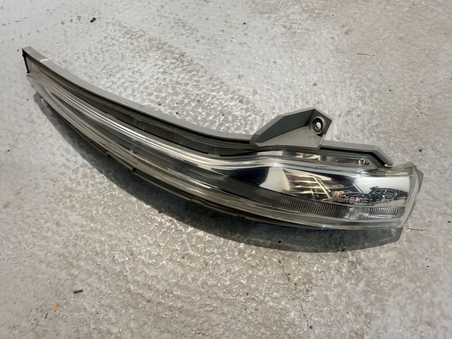 Ляв мигач за Mercedes-Benz C-class w205