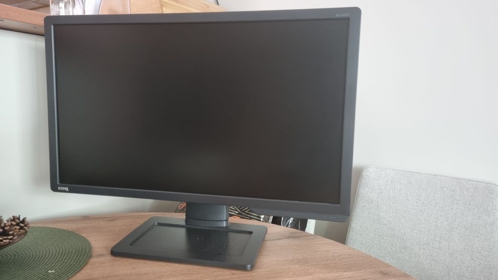 Монитор BenQ XL2411P 24" 144hz