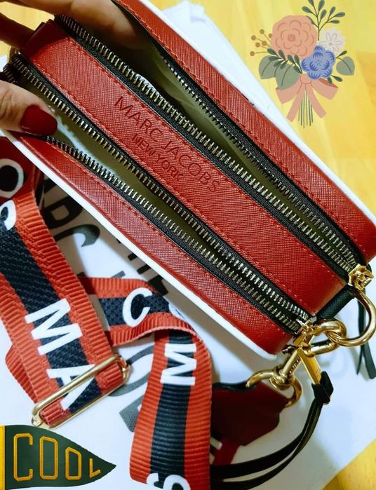 Geanta damă model crossbody, curea reglabila,saculet, etichetă