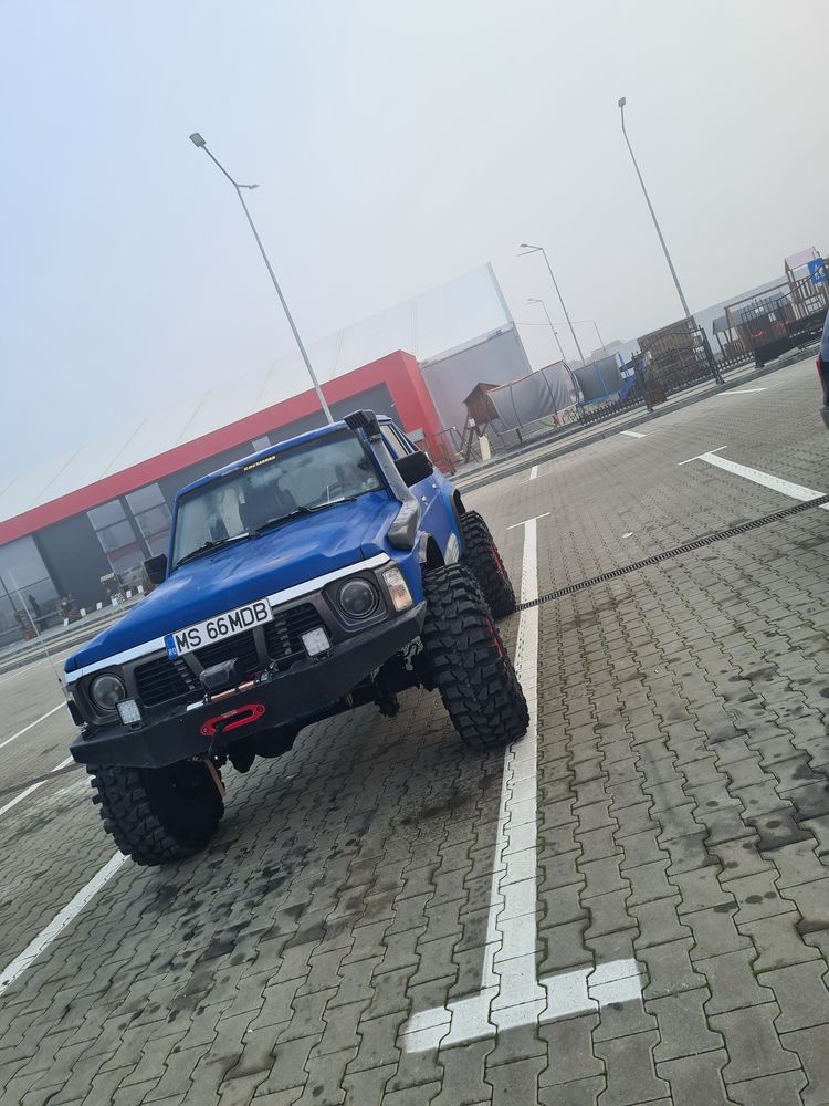 Nissan Patrol y60 m57 autoutilitară pick-up