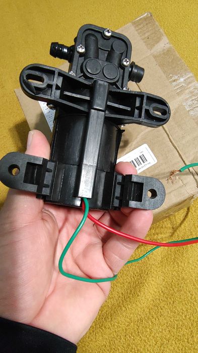 Диафрагмена помпа 12v