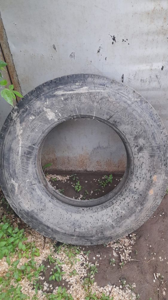 Продается шины на камаз