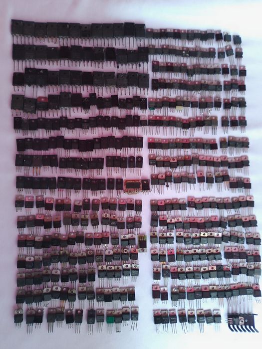 Lot mii Tranzistori/Circuite integrate/Rezistențe/Condensatori etc