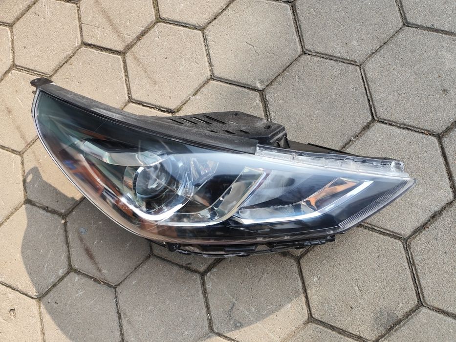 Передняя правая фара от Hyundai I30 2024 года