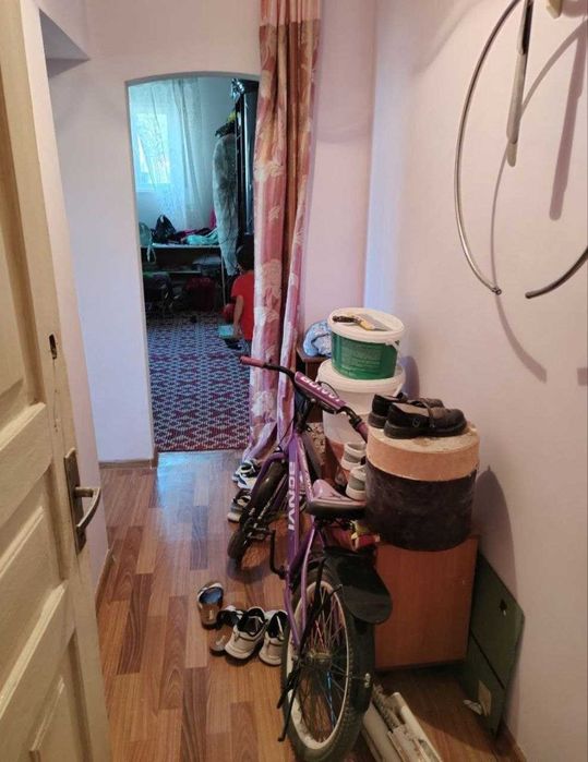 Продаётся 1 переделана в 2/4/4 на Юнусабаде 7,Площадь-42м2,Альфраганус