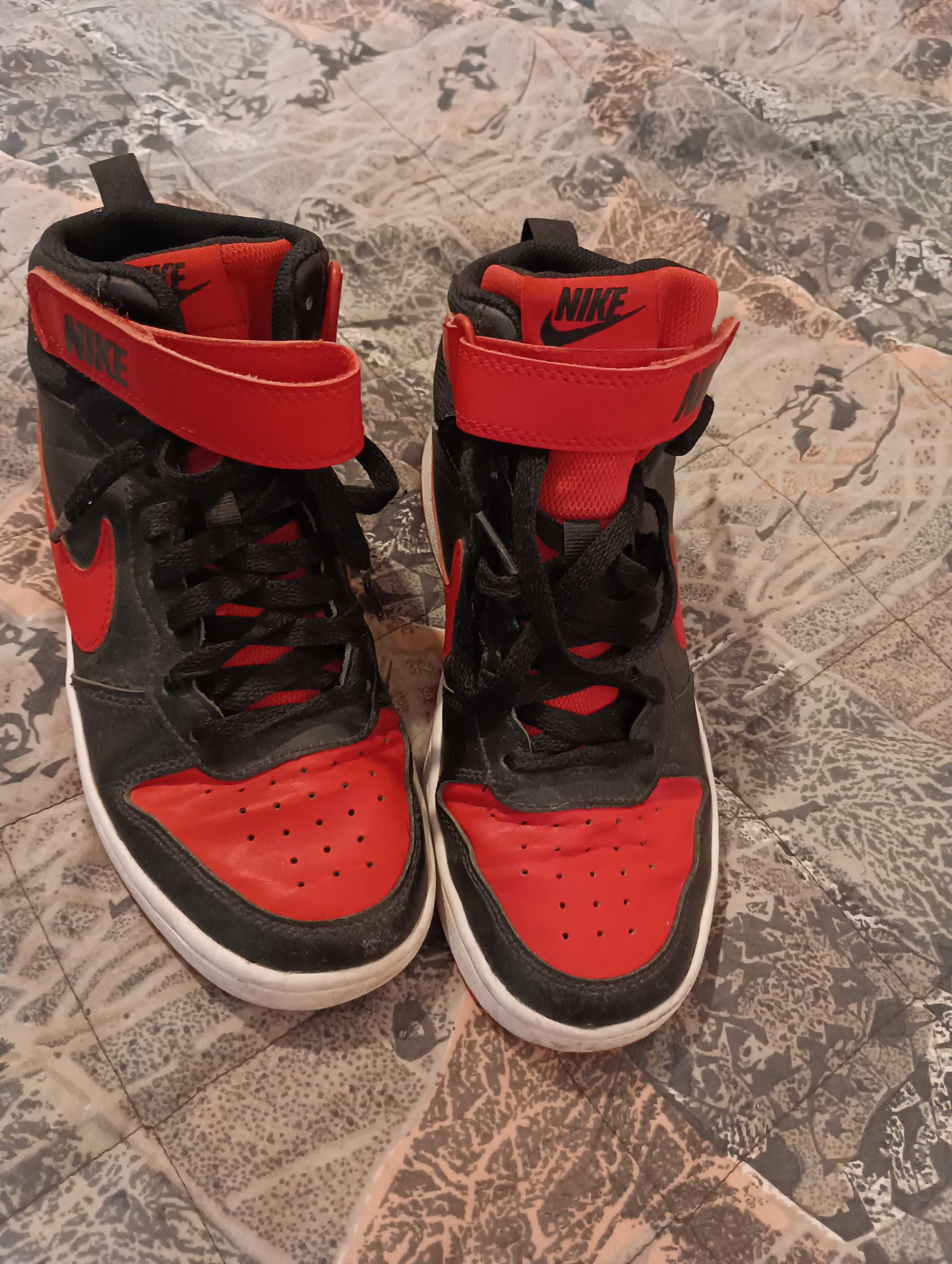 маратонки ,Nike 38, и40 номер